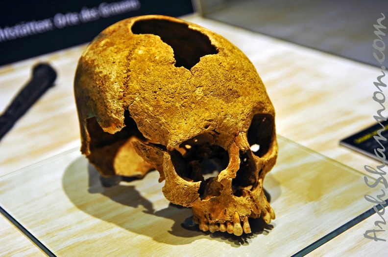 056_Neanderthal_museum_exhibition_witch_trial.jpg