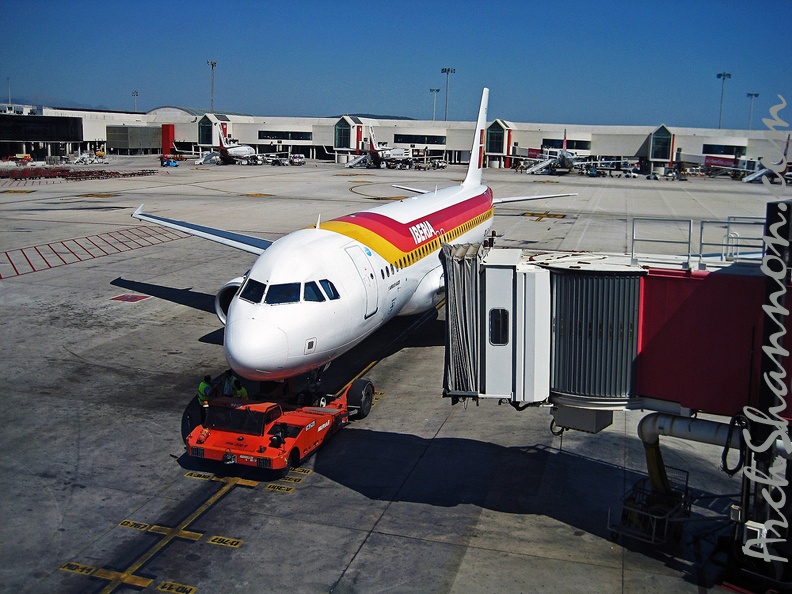 05 - Palma airport.jpg