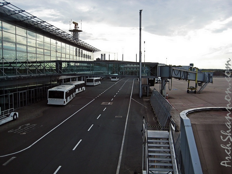 36 - muenster airport.jpg