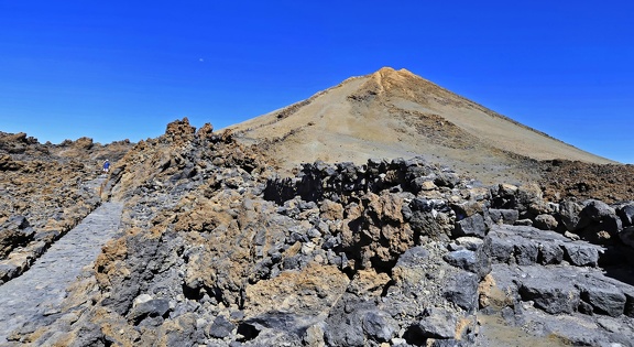 047 - plateau at 3555 m