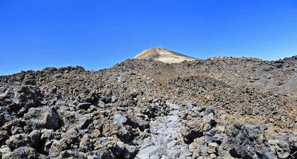 060 - hiking trail 7 - rambleta to montana blanca